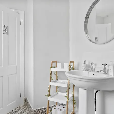 Σπίτι διακοπών Newly Renovated 2 Bed - Pass The Keys *