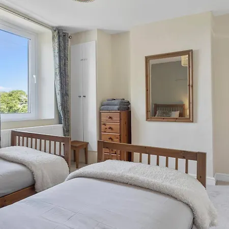 펜션 Pass The Keys Newly Renovated 2 Bed Property. 클리터 무어